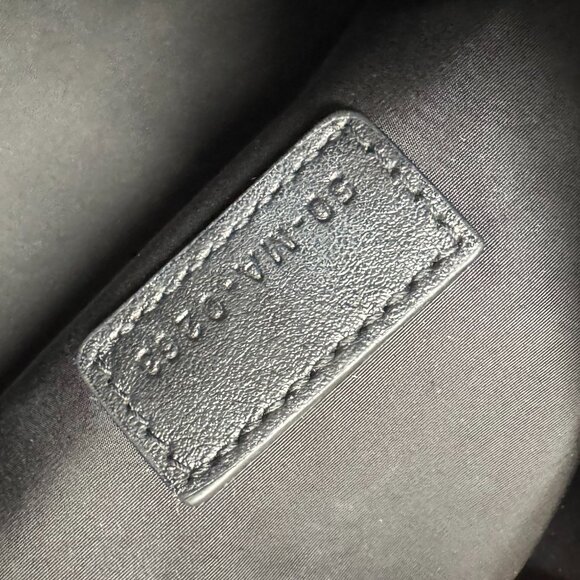 Medium DiorTravel Nomad Pouch - Picture 10 of 13